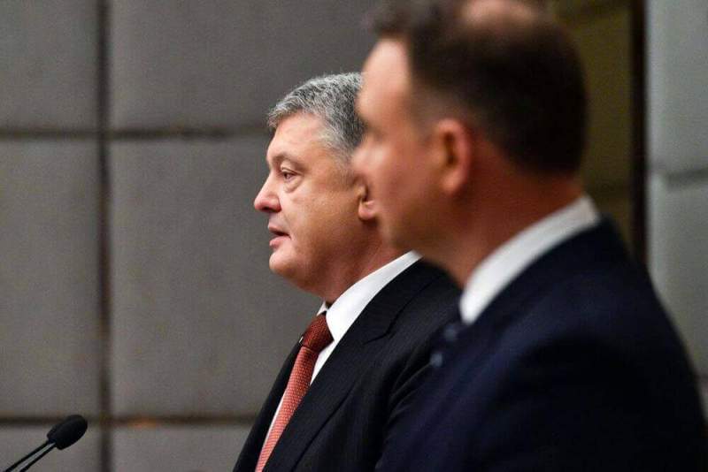 Украина с Польшей решили урегулировать «исторические» конфликты