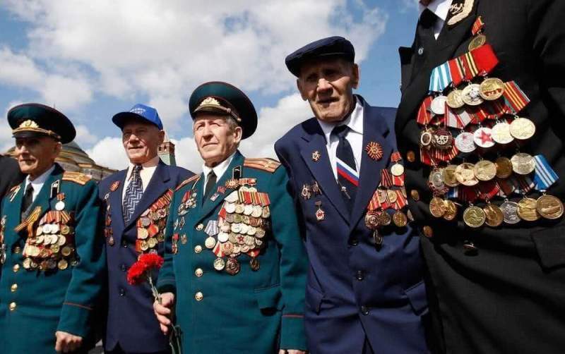 Компания «Ямалкоммунэнерго» сделал подарок ветеранам ко Дню победы