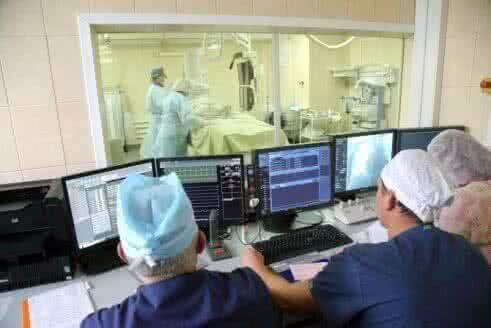 Столичные врачи спасли жизнь женщины во второй раз