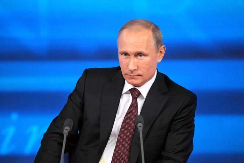 Владимир Путин расскажет про поправки, которые появятся в Конституции