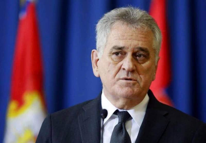 Президент Сербии заявил о готовности направить вооруженные войска в Косово