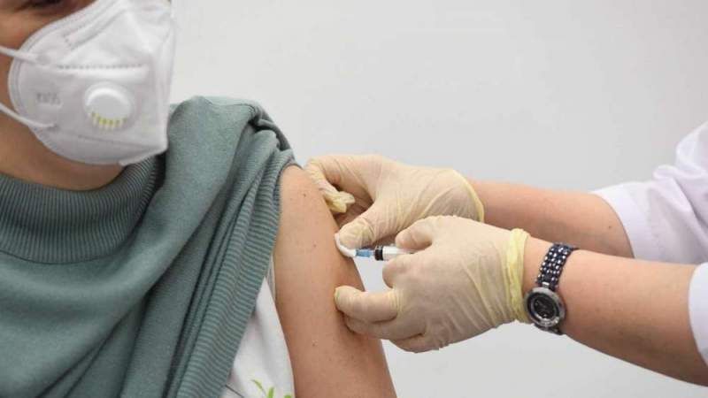 Первую прививку от коронавируса в РФ сделали более 47 миллионов человек
