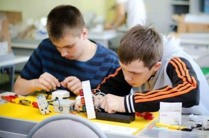В Комсомольске-на-Амуре началось создание детского технопарка «Кванториум»