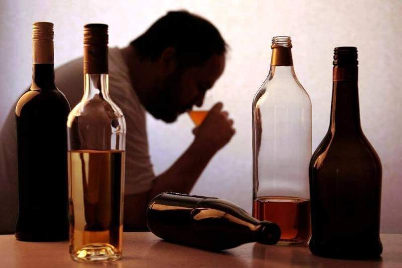 Три самых распространенных мифа об алкоголизме