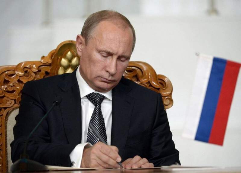 Путин подписал указ, продляющий заморозку накопительной пенсии