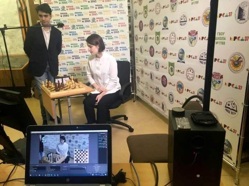 Онлайн-партия в шахматы Москва-Кизил прошла в школе №2065 