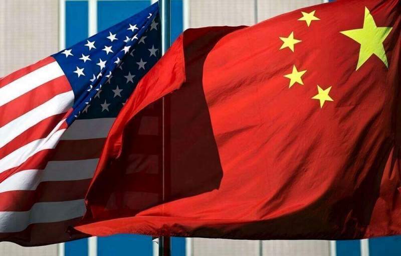 Вашингтон вводит огромные пошлины на импорт товаров из Китая 