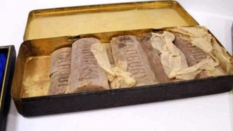 В Великобритании продадут столетний шоколад