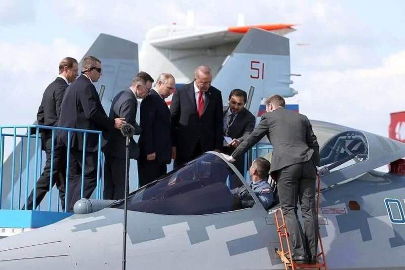 Эрдоган разрывает военное сотрудничество с США в пользу России