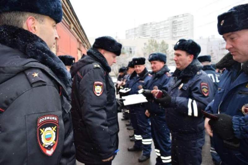 Полицейские УВД по ЗелАО перешли на зимнюю форму одежды