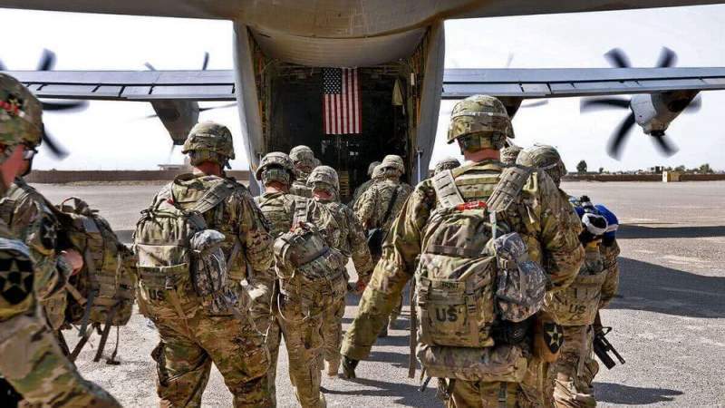 Песков: "Россия не намерена вводить войска в Афганистан"