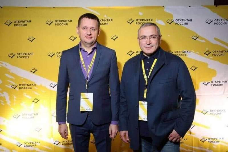 «Открытка» Ходорковского стала пристанищем извращенцев и психов