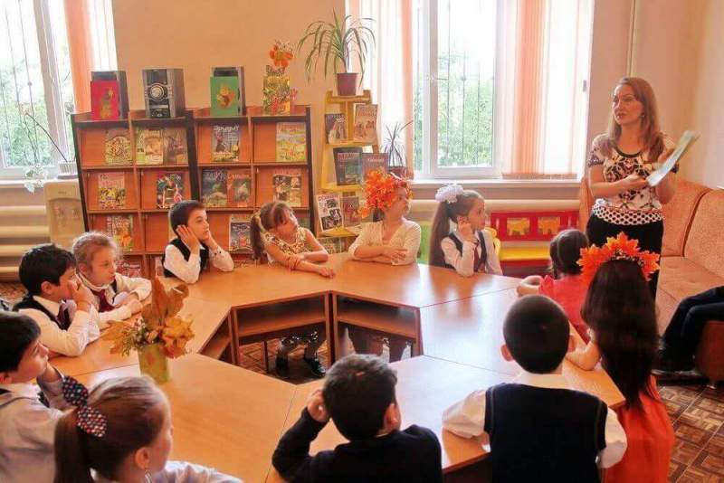 Специалисты библиотеки Хасавюрта устроили литературный праздник для маленьких любителей поэзии