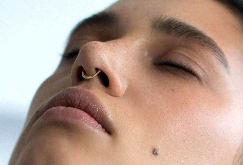Разновидности пирсинга носа и сережек, подходящих для него