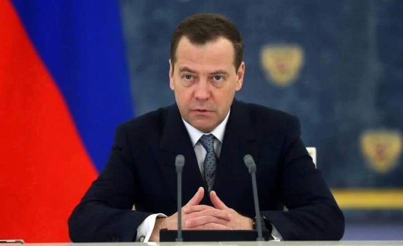 Медведев: «Мы не должны допустить трудовой дискриминации по возрасту»