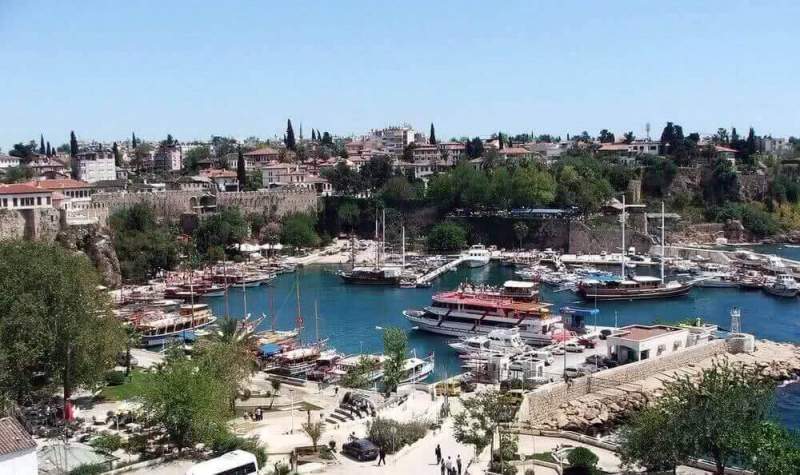 Метеорологи Турции зафиксировали в Анталье новый температурный рекорд