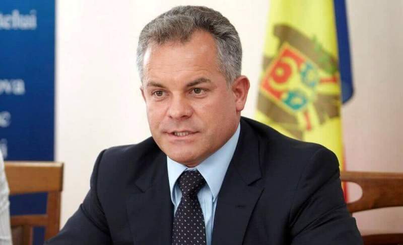 Олигарх Плахотнюк вредит Молдове больше президента-социалиста 