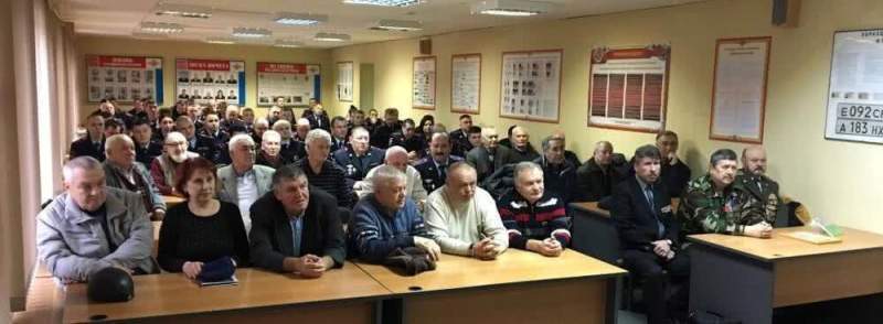 Руководители ГИБДД УВД по ВАО поздравили ветеранов и сотрудников с Днем полиции