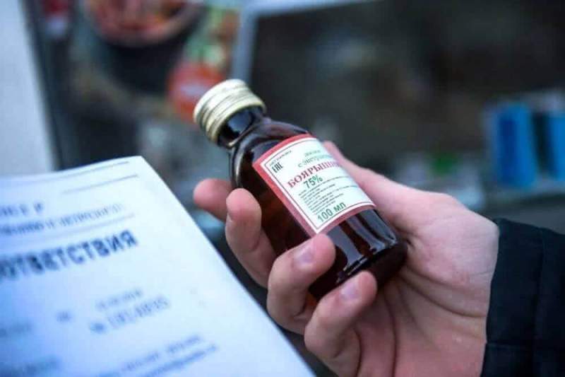 Роспотребнадзор продлит срок запрета на продажу непищевой спиртосодержащей продукции