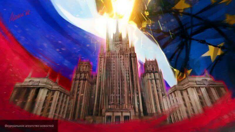 В РФ началось обсуждение «Основ российского патриотизма»