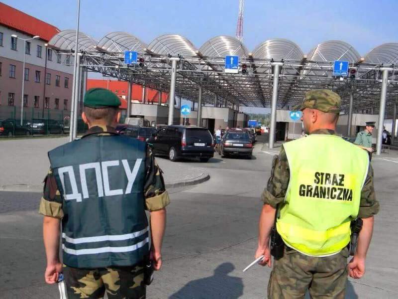 Польша ужесточила проверки на границе с Украиной