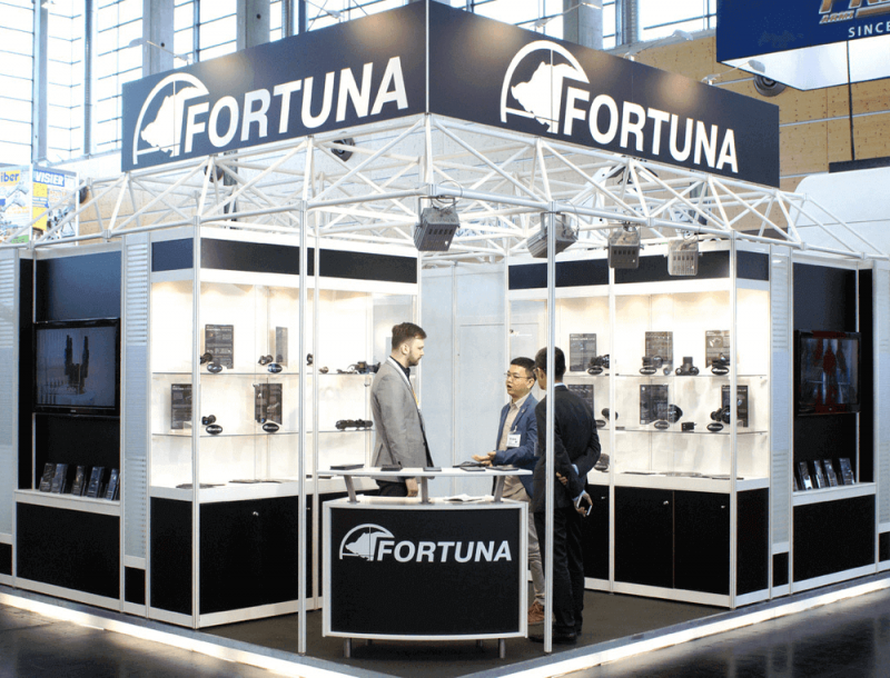 Тепловизоры с дальномером FORTUNA представлены на выставке IWA 2017