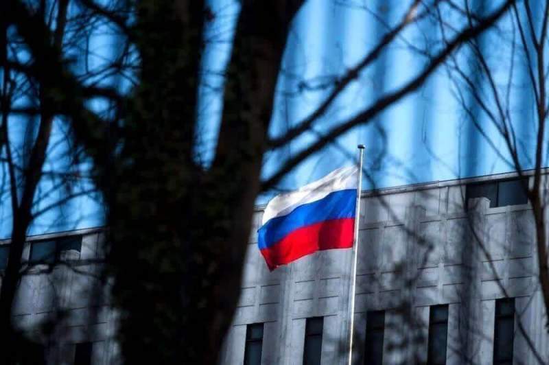 Наши вернулись домой: российские дипломаты прибыли в столицу РФ