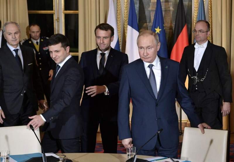 В Кремле порассуждали о возможности переговоров Путина и Зеленского