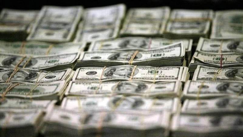 Без Вашингтона: доверие к доллару падает