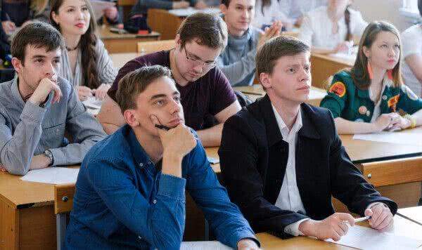 Обучение IT- специалиста: диплом или онлайн–курсы?