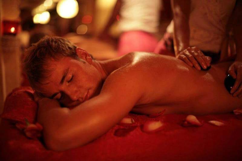 Как научиться делать эротический массаж