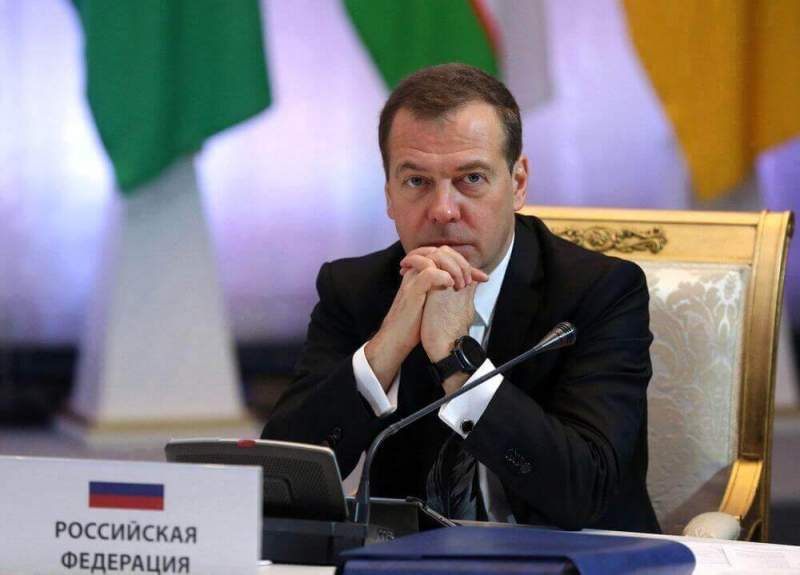 Медведев: «Россия и Китай должны увеличить товарооборот» 