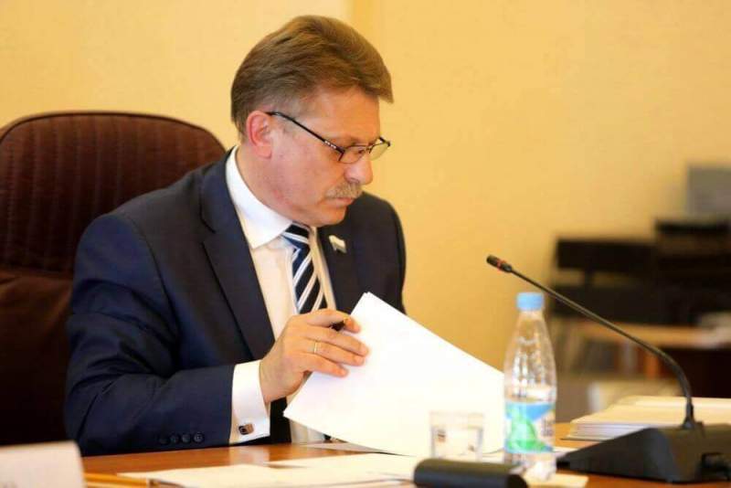 Районные депутаты рассмотрели изменения в Устав Таймыра