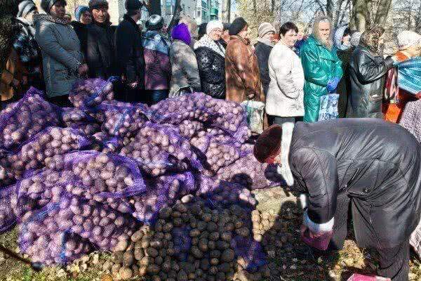 Жители Донбасса голодают