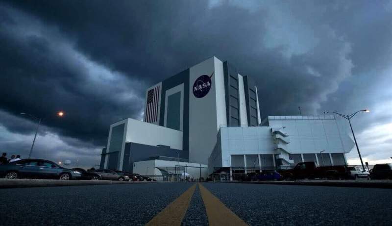 Деньги в космос: зачем США вкладывают деньги в НАСА
