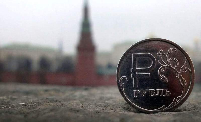 Россиян меньше беспокоит курс валют