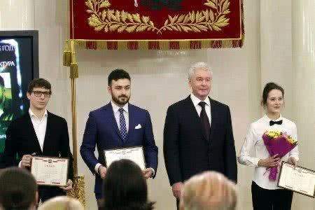 В День российской науки молодые ученые Москвы получили премию