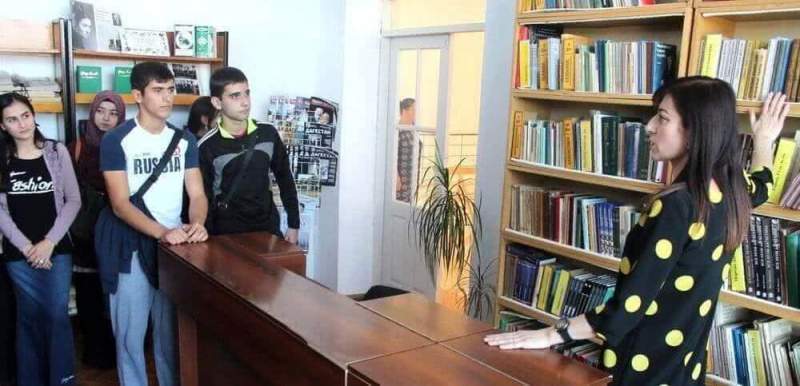 Библиотека Хасавюрта широко распахнула двери перед местными первокурсниками