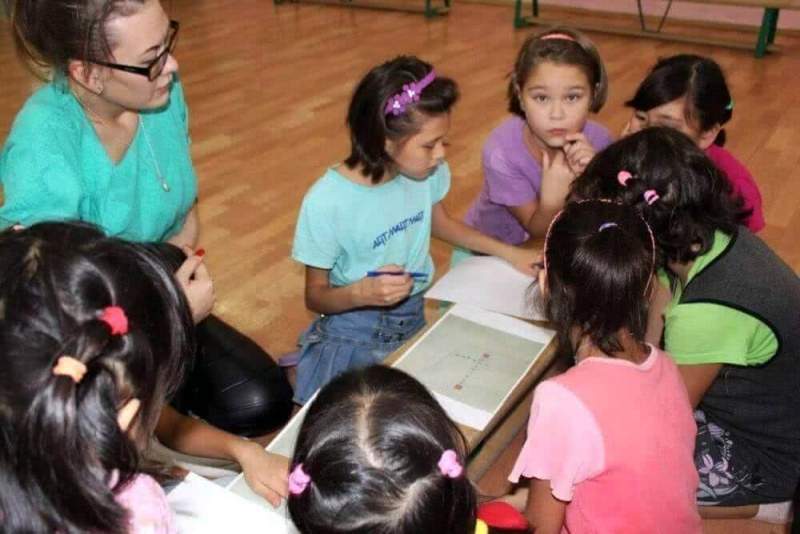 Таймырские активисты добровольческого агентства «#Добропортал» сыграли с воспитанниками Дудинского детского дома в «Большой кроссворд»