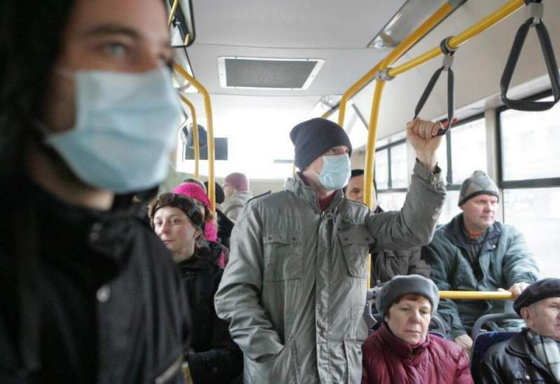 В ГД РФ придумали, как заставить россиян носить маски и перчатки