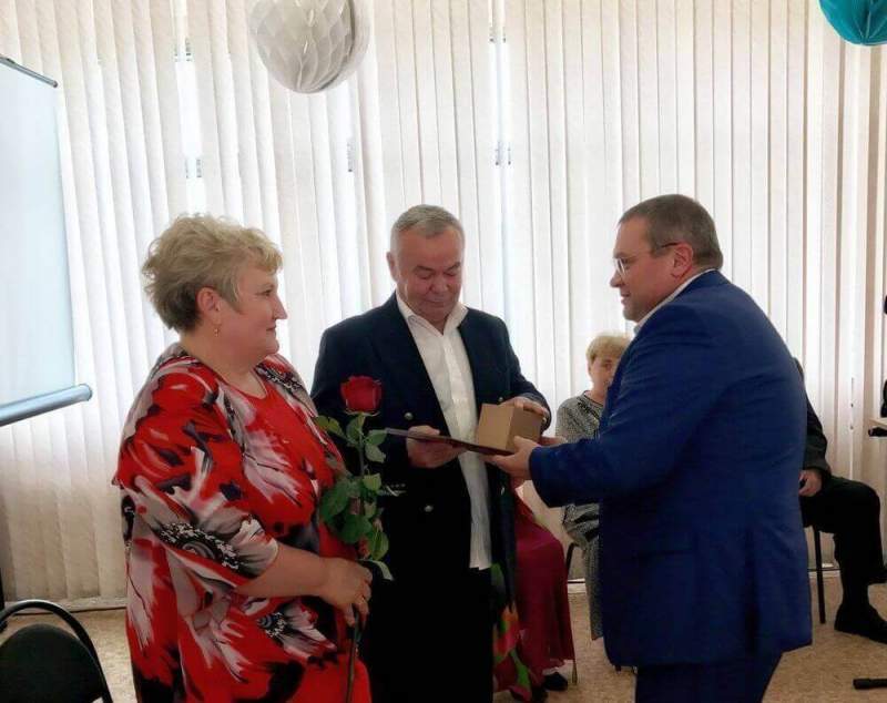 Семьям Конаковского района вручили медали за любовь и верность