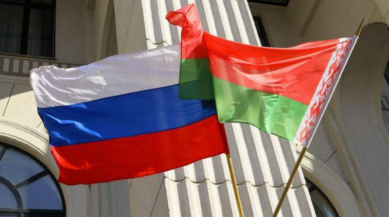 Российский сенатор оценил возможность вхождения Белоруссии в состав РФ