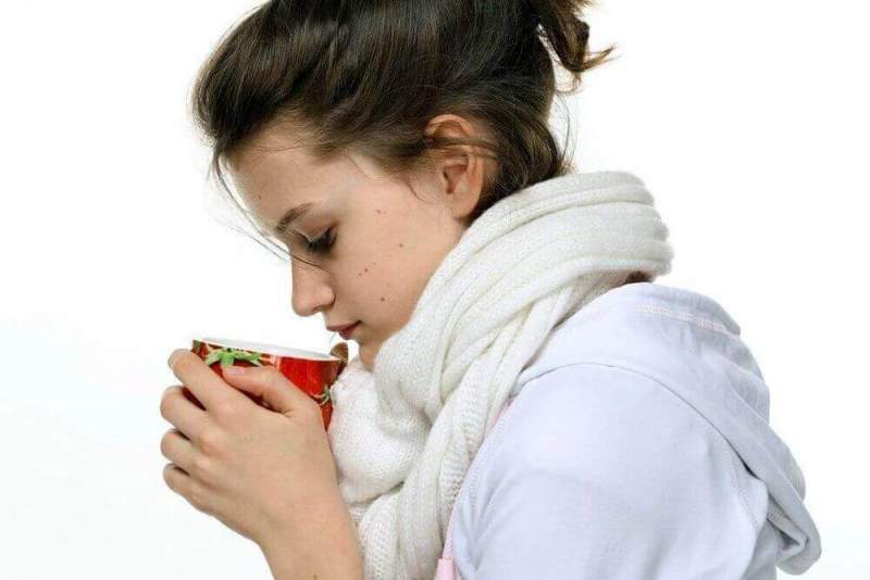 Одинокие люди тяжелее переносят простудные заболевания