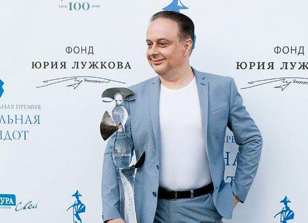 Театральная премия «Хрустальная Турандот» основала ежегодную премию имени Юрия Лужкова
