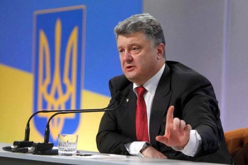 Порошенко отказался разговаривать с Пинчуком из-за статьи об Украине