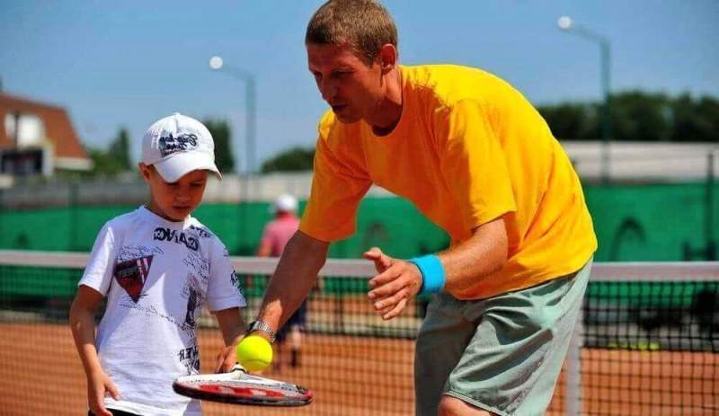 Почему занятия теннисом важны для детей