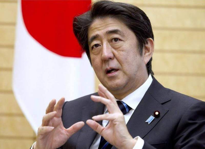 Японский премьер решил отменить все зарубежные поездки из-за наводнений