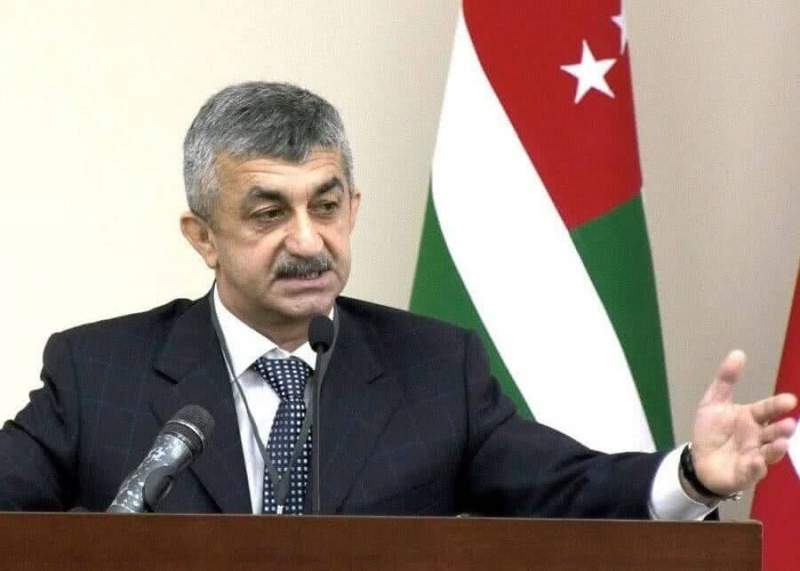 Всемирный абхазо-абазинский конгресс заявил о нейтралитете на предстоящих выборах президента Абхазии