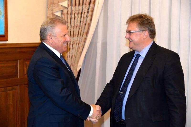Вячеслав Шпорт встретился с Чрезвычайным и Полномочным Послом Королевства Дания в РФ Томасом Винклером