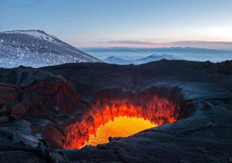 Геологи нашли 13 новых минералов у вулканов Камчатки